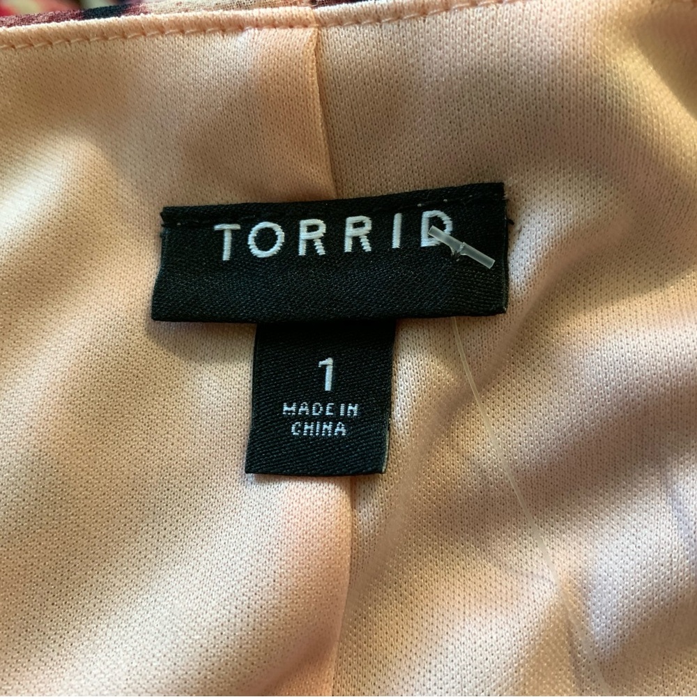 Pink Torrid 1XLCheetah Print Midi Chiffon Flutter Sleeve Wrap - Picture 15 of 16
